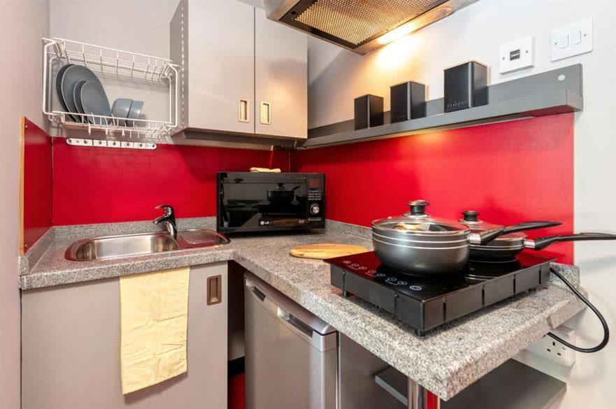 For Students Only Modern Spacious At Clarendon Street In Appartamento Nottingham